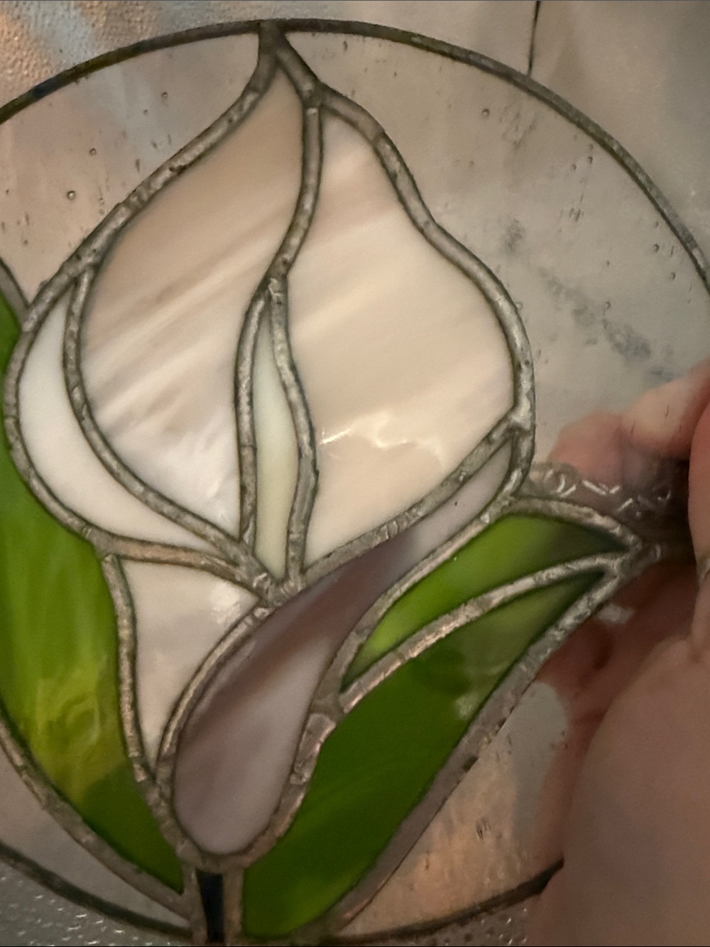 Hand made Cala Lily Stained glass - Picture 7 of 10